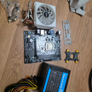 게이밍 컴퓨터 i5 9400f+메인보드+파워500w+쿨러 입문용 세트 팝니다 이미지