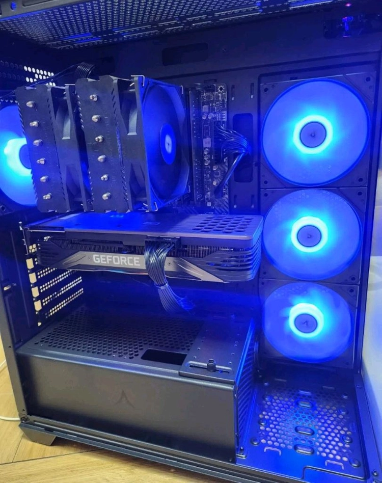 라이젠7 5800X RTX3080 32GB 게이밍PC 본체 컴퓨터 이미지