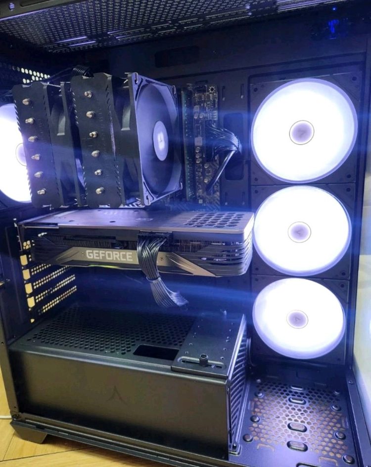 라이젠7 5800X RTX3080 32GB 게이밍PC 본체 컴퓨터 이미지
