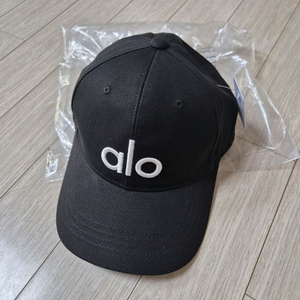 쿨거래시 6만5천 미착용 새제품 정품 alo 알로 모자 블랙 남여공용 고학년인기모자 이미지