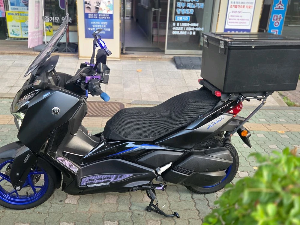 XMAX300 25녁식 이미지