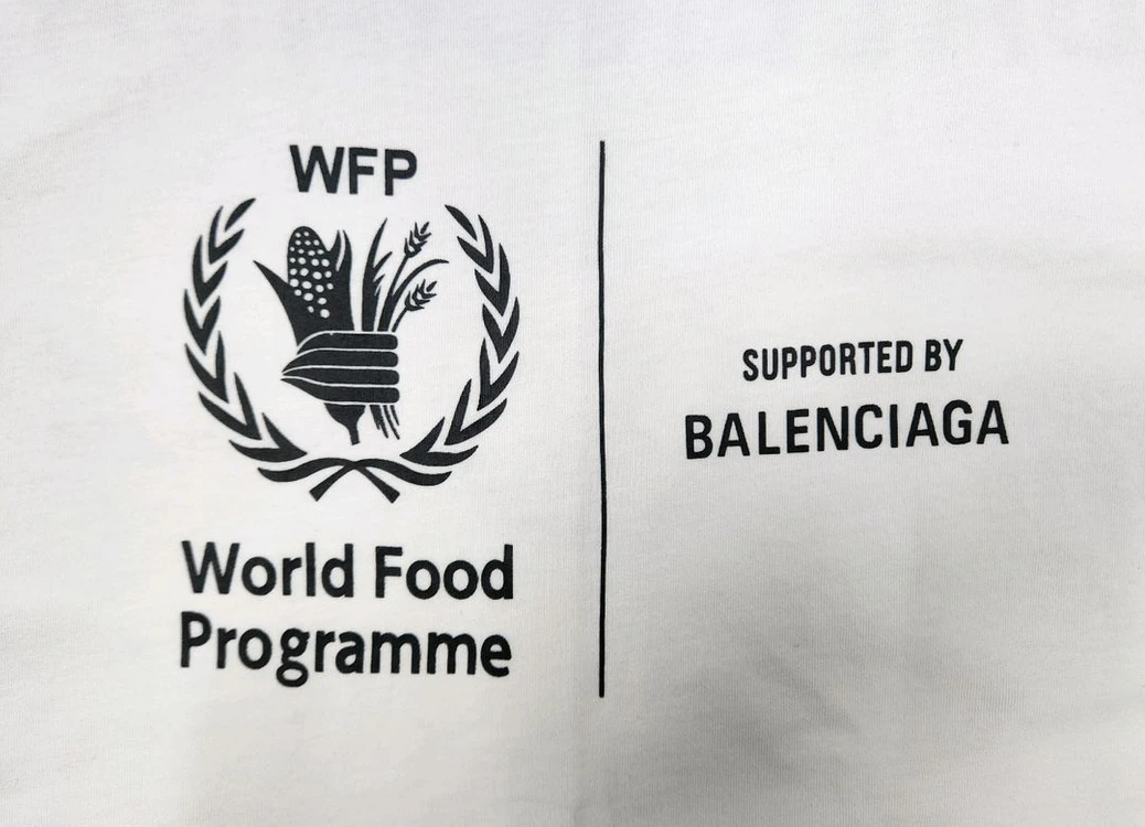 [남여공용 파격가] 발렌시아가 WFP 반팔 티셔츠 M 루이비통 샤넬 구찌 펜디 프라다 에르메스 디올 버버리 톰브라운 이미지