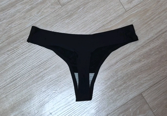 여성 중고 속옷 티팬티 판매 이미지