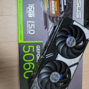 ASUS DUAL RTX 5060 TI OC 16GB 팝니다 이미지