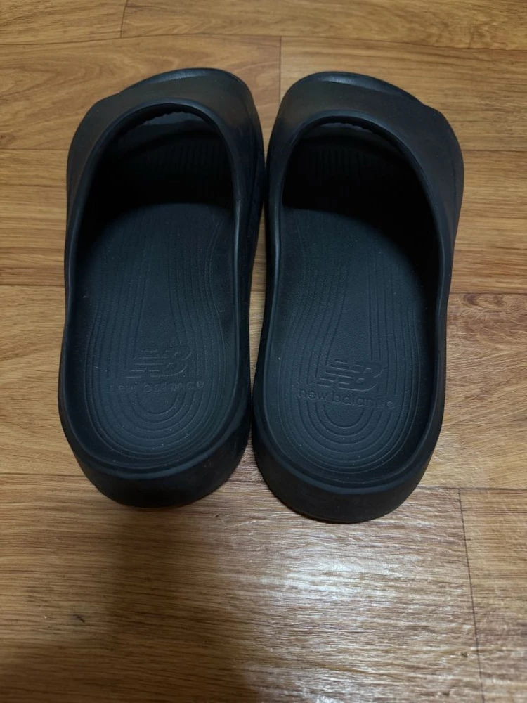 [270] 뉴발란스 슬리퍼 이미지