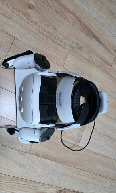 메타 퀘스트3 128GB 풀패키지 (BOBOVR+AMVR) 이미지