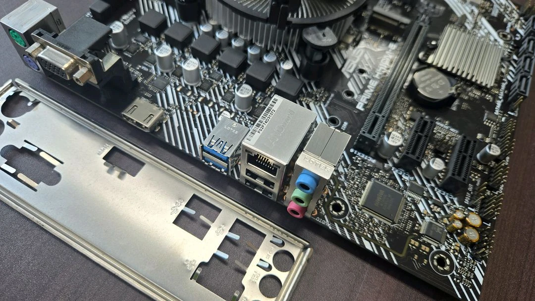 i3-10105f h410m 메인보드 셋 이미지