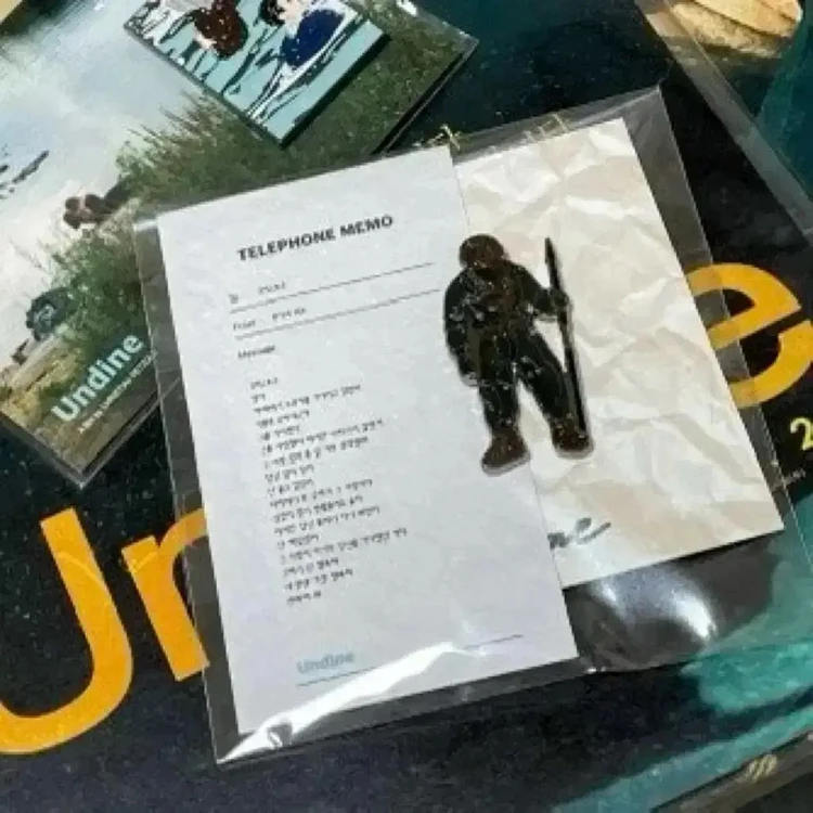 [3종일괄]페촐트 뱃지 운디네 피닉스 바바라 패키지 크리스티안펫졸드 영화 이미지