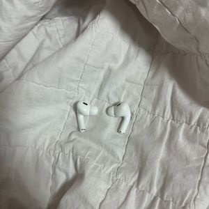 에어팟 프로2 유닛 이미지