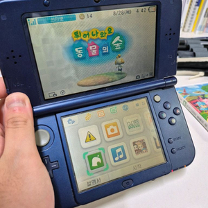 닌텐도 3DS XL+튀어나와요 동물의숲 게임팩 이미지