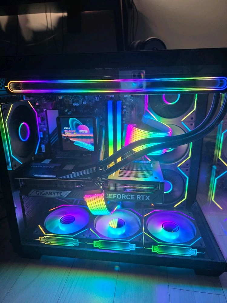 라이젠7 9800X3D RTX5080 신품고사양 컴퓨터 이미지