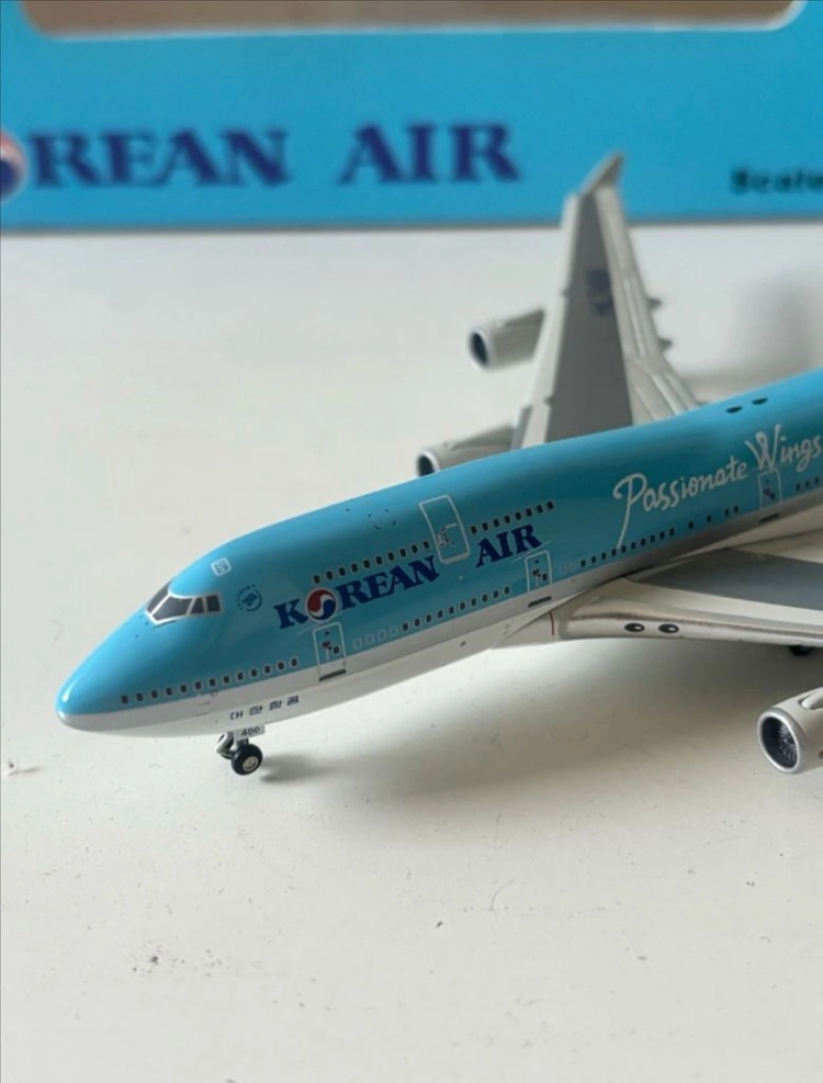 [미개봉급/소장용] 대한항공 B747-400 1:400 다이캐스트 비행기 모형 판매합니다 이미지