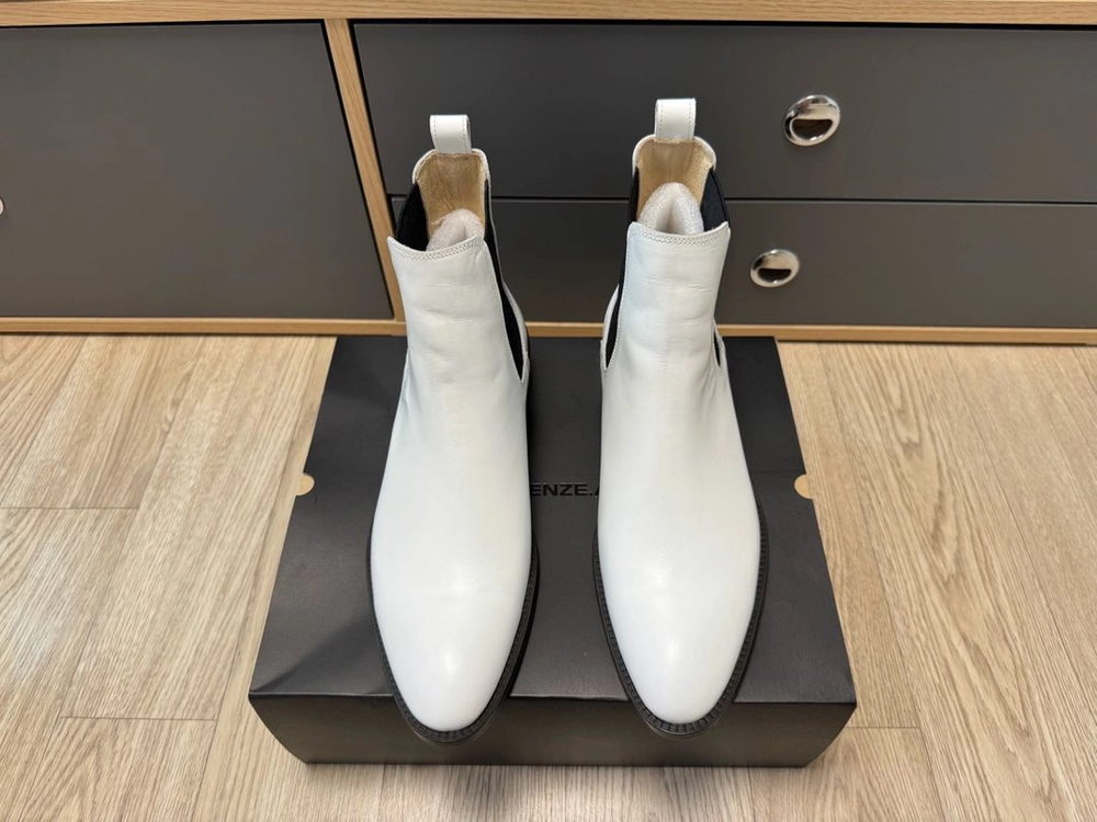 피렌체 아뜨리에 슬림라인 블랙아웃솔 미니멀 첼시부츠 3332 [CREAM WHITE] 이미지