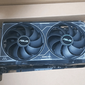 ASUS RTX4060 8GB 그래픽카드 팝니다 이미지