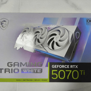 개봉 미사용 MSI RTX 5070 Ti 화이트 이미지