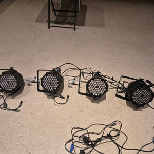 LED 무대조명 , BEAM 230 무빙조명 팝니다. 이미지