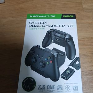 조이트론 XBOX 듀얼 충전기 배터리 키트 이미지
