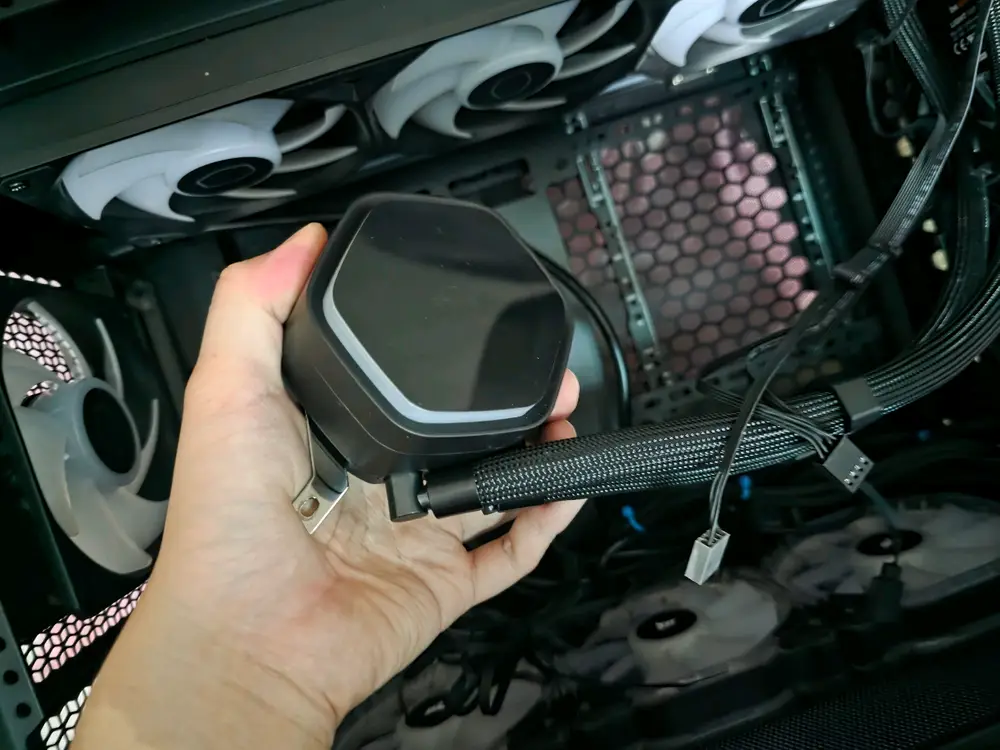 쿨러마스터 MasterLiquid Atmos II 360 LCD 수냉쿨러 이미지