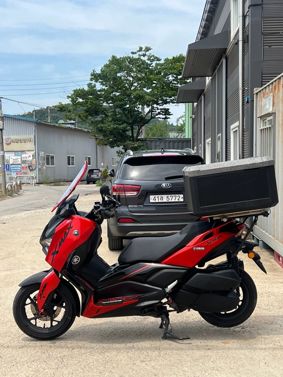 야마하 Xmax300 25년식 2만키로대 저렴한 가격에 판매합니다 이미지