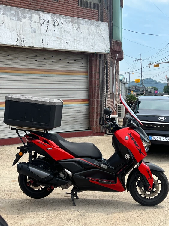 야마하 Xmax300 25년식 2만키로대 저렴한 가격에 판매합니다 이미지