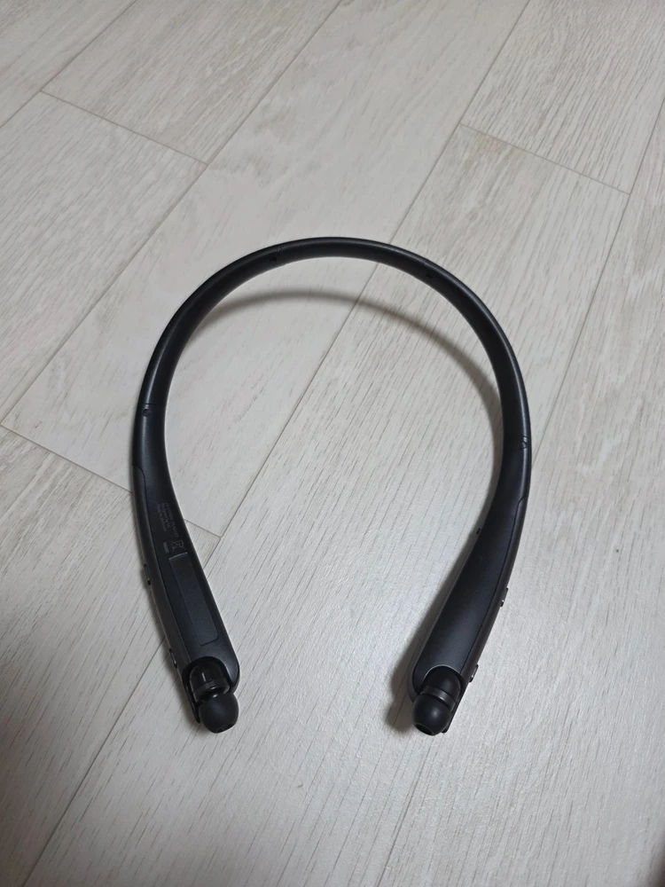 LG 톤플러스 HBS-1500 넥밴드 블루투스 이어폰 팝니다 - 안심되는 중고거래