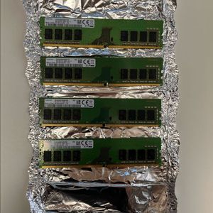 삼성 DDR4 8GB 메모리 4개 세트 이미지