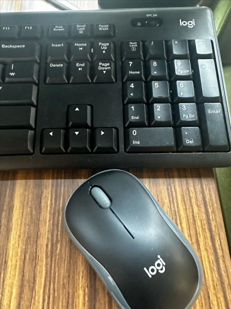 컴퓨터 모니터 키보드 세트, 크로스오버 24G1 HDR GAMING FLAT, 로지텍 키보드 마우스 이미지