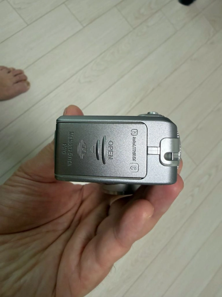 SONY P10 레트로 디지털 카메라 부품용 팝니다 이미지