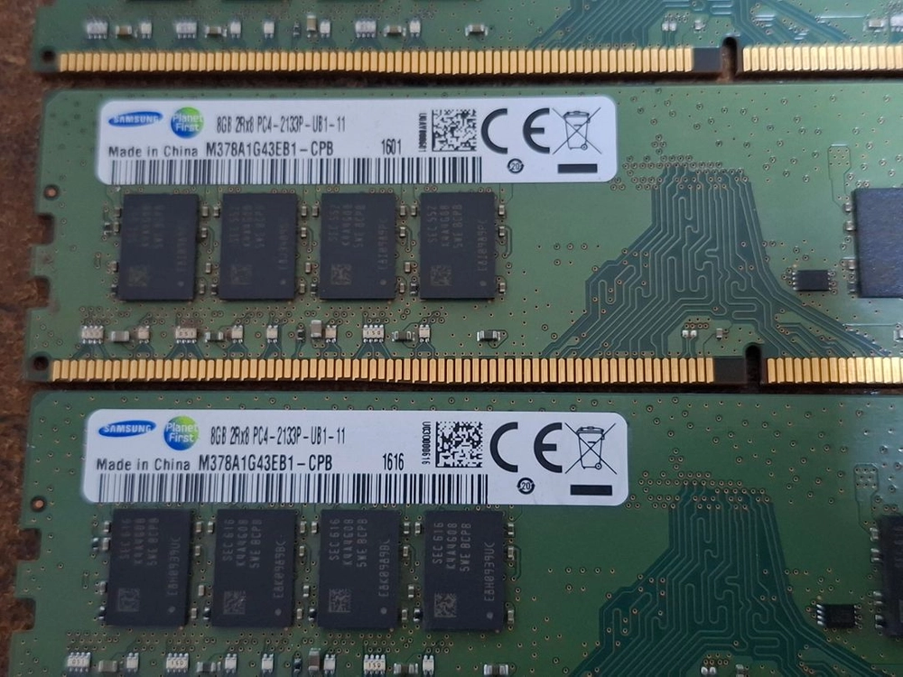 삼성 DDR4 2133 양면 8G x 4개 이미지