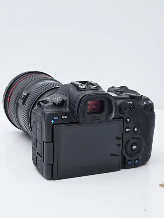 [캐논] EOS R5 + EF 24-70 2.8L II 풀세트 일괄 (그립/어댑터/CFexpre 이미지