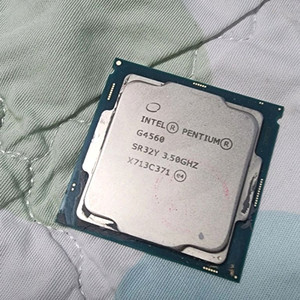 인텔 펜티엄 G4560 CPU 이미지