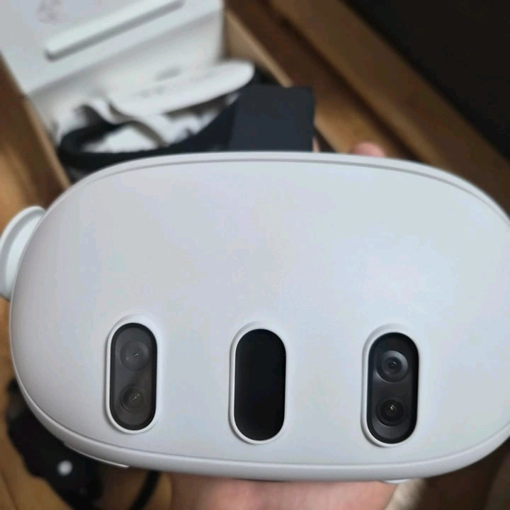 메타 퀘스트3 VR 헤드셋 512GB 풀박스 이미지
