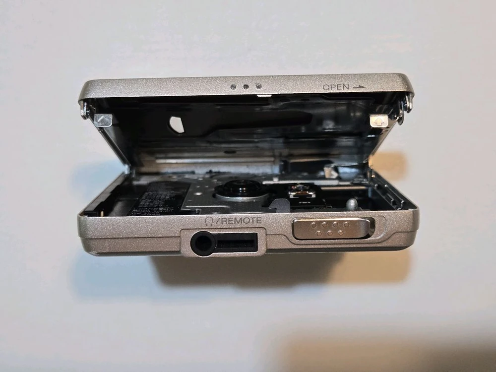 SONY MZ-E55 소니 MD워크맨 MDP 정상작동품 샴페인골드색 이미지