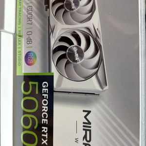 지포스 RTX 5060 Ti 그래픽카드 화이트 미개봉 새상품 이미지