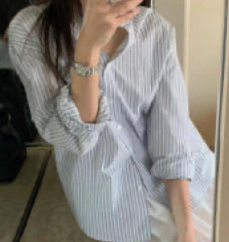 모니크 쿠와무라패브릭 셔츠 이미지