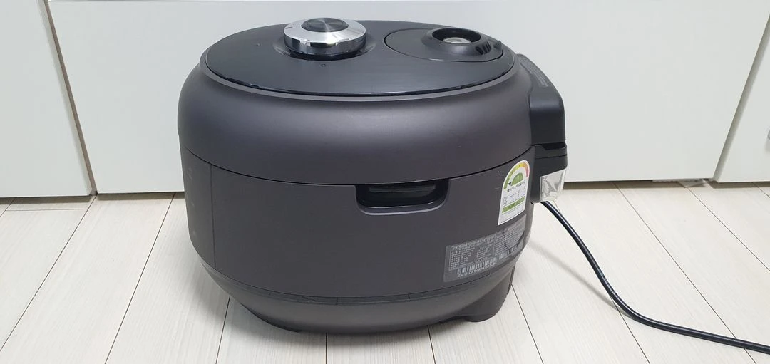 쿠첸 121 스페셜 에디션 CRT-RPK0670BE 초고압 잡곡 6인용 IH압력밥솥 판매 이미지