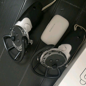 메타퀘스트3 512.bobovr s3pro 및 악세사리 포함 이미지