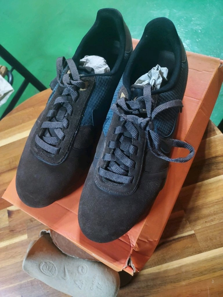 나이키 몬트리올 레더 이미지