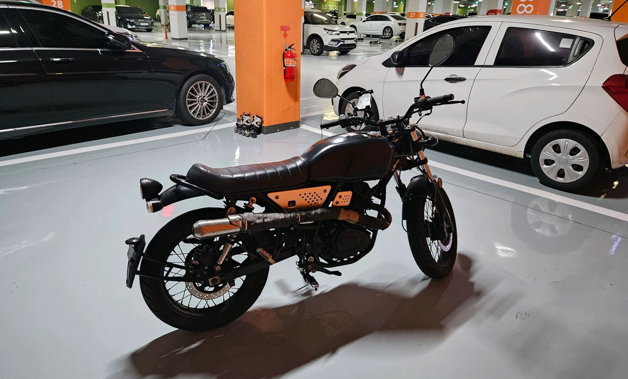 클래식 오토바이 부캐너 125cc 팝니다. 이미지