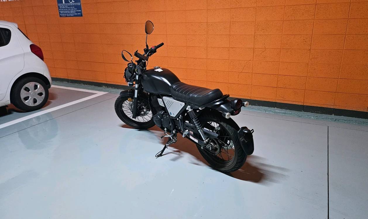 클래식 오토바이 부캐너 125cc 팝니다. 이미지
