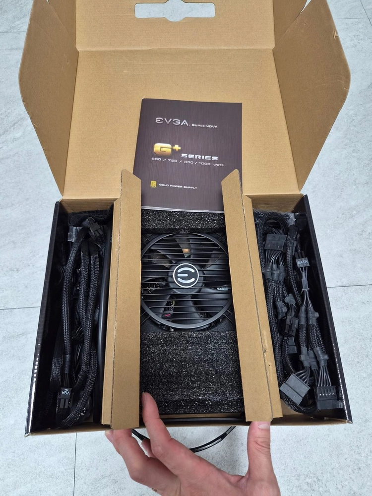 EVGA SUPERNOVA 1000G+ 80plus gold 1000w 파워서플라이 이미지