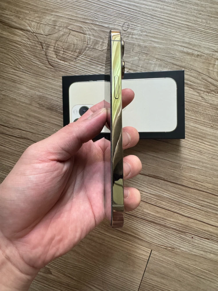 아이폰 13프로 128GB 골드 이미지