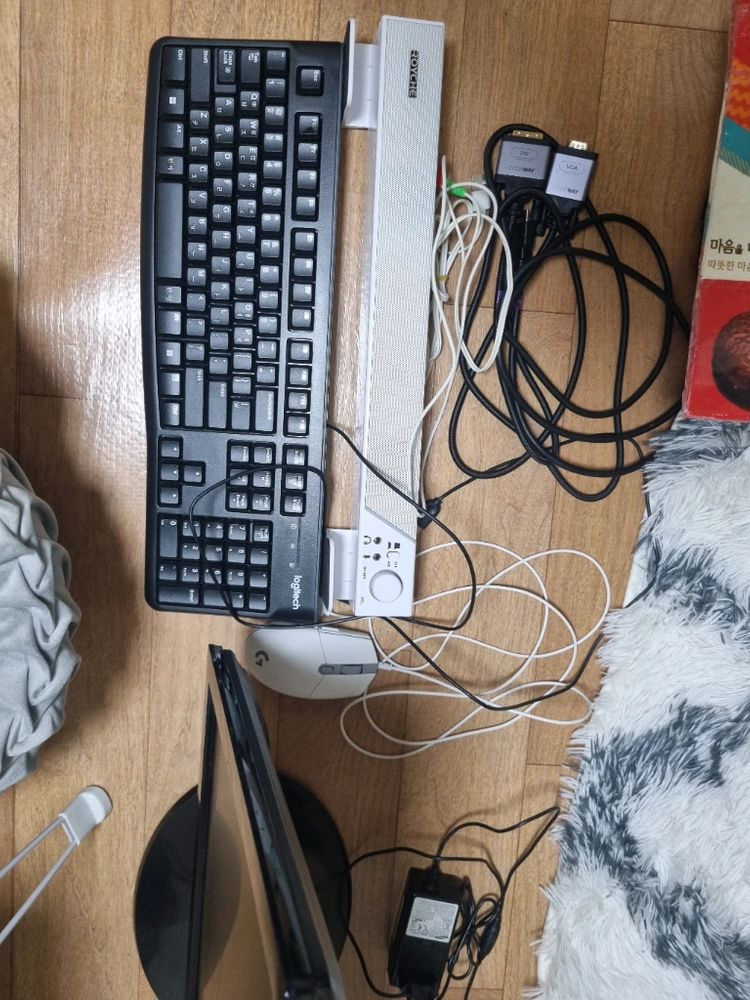 조립식 데스크탑 컴퓨터세트 이미지