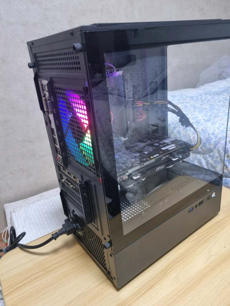 조립식 데스크탑 컴퓨터세트 이미지