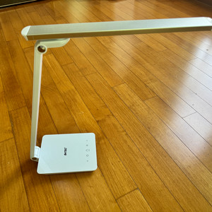 학생용 스탠드 LED 바텍 SJ-3000 판매 이미지