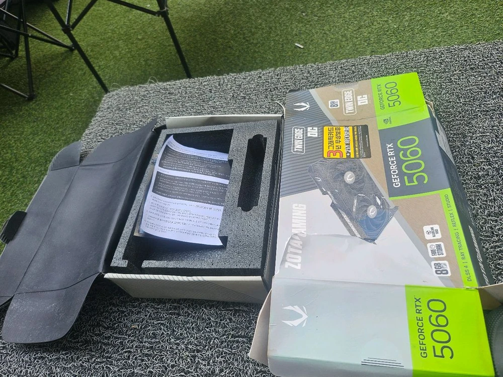 조택 RTX 5060 그래픽카드 이미지