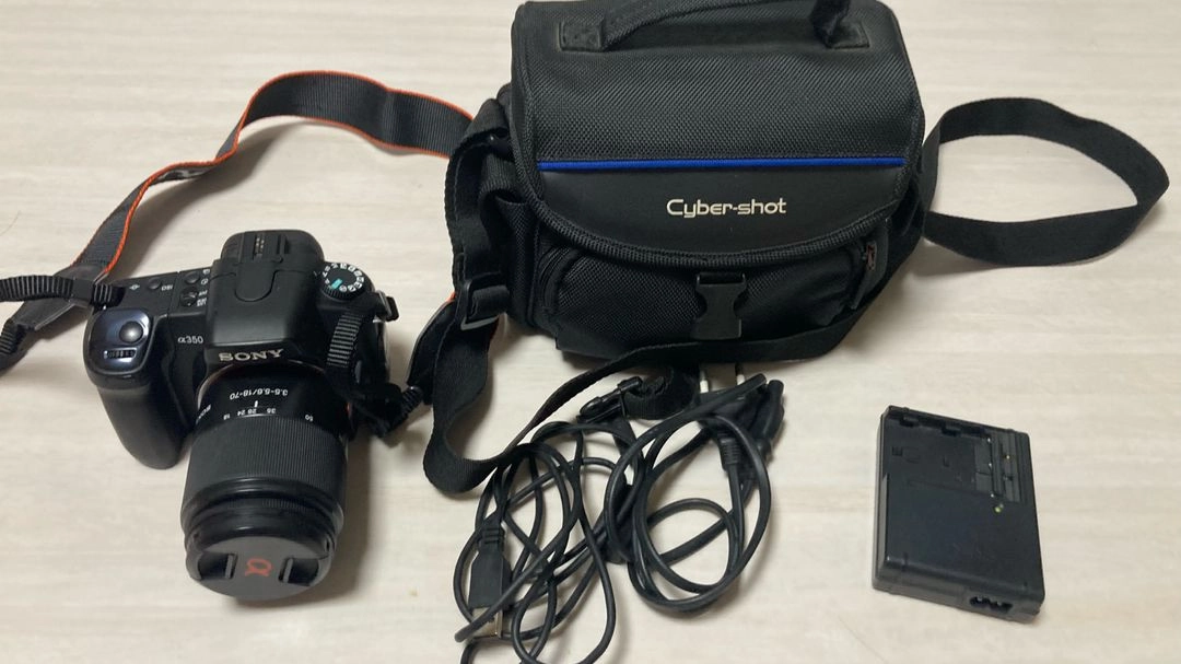 소니 알파 a350 DSLR 카메라 + 가방 이미지