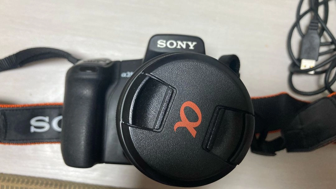 소니 알파 a350 DSLR 카메라 + 가방 이미지