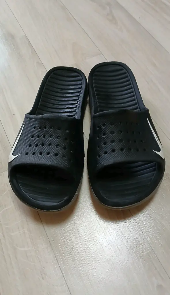 크로스빅 슬리퍼 +나이키 슬리퍼 +롱 슬리퍼 3개 개당가격이에요 남녀공용 이미지