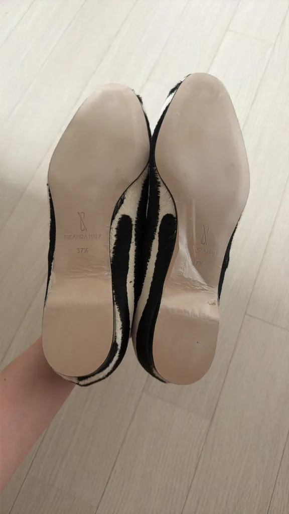 식스앤어하프 지브라 플랫 이미지